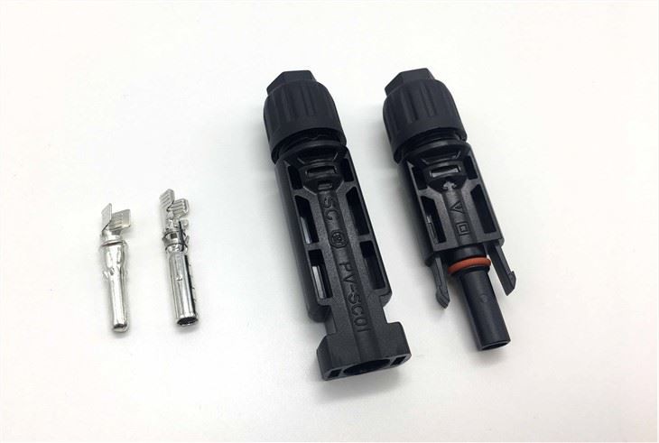 Hluav Taws Xob Hluav Taws Xob Hluav Taws Xob PhotosToltaic Connector 1500VDC